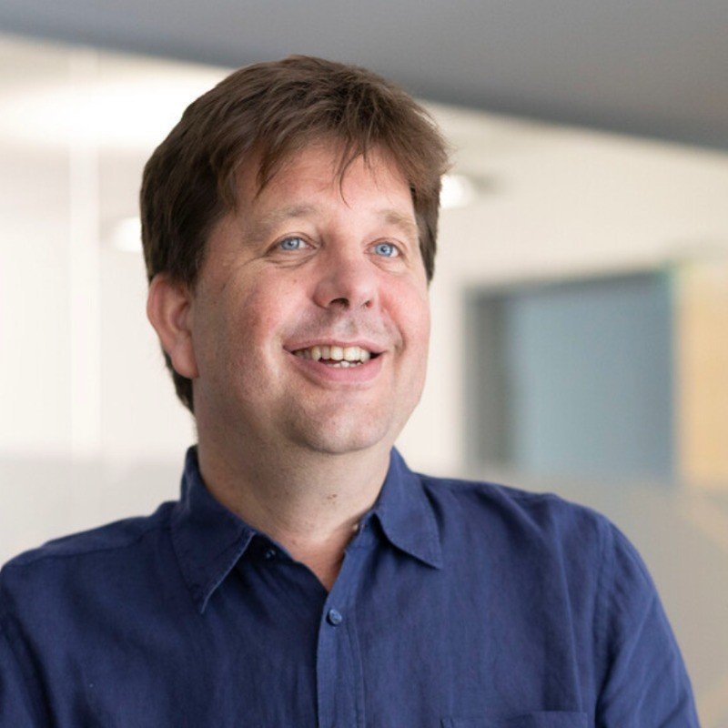 Initialen DE, Dr. Dirk Ebersbach