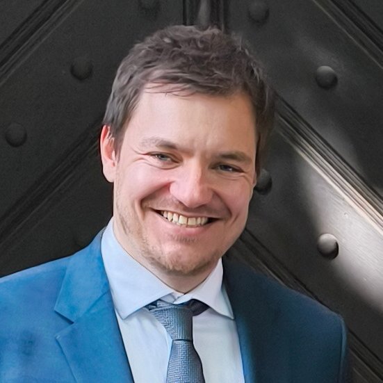 Initialen JI, Johannes Isensee