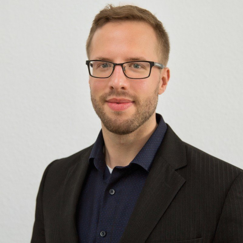 Initialen NM, Nicolas Mitsch